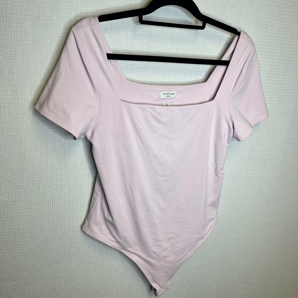 Aritzia Babaton Contour Short Sleeve Squareneck Bodysuit Lavender XL